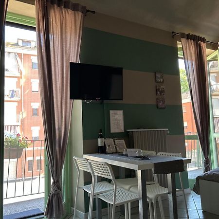 Apartamento Bon Bon Del Corso Con Terrazzo E Aria Condizionata Asti Exterior foto