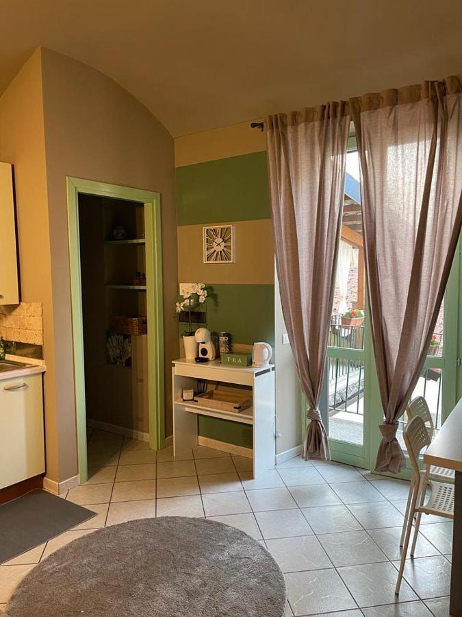 Apartamento Bon Bon Del Corso Con Terrazzo E Aria Condizionata Asti Exterior foto