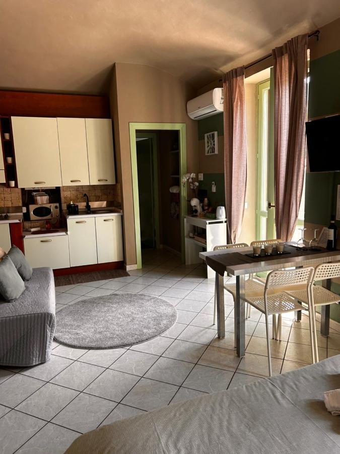 Apartamento Bon Bon Del Corso Con Terrazzo E Aria Condizionata Asti Exterior foto