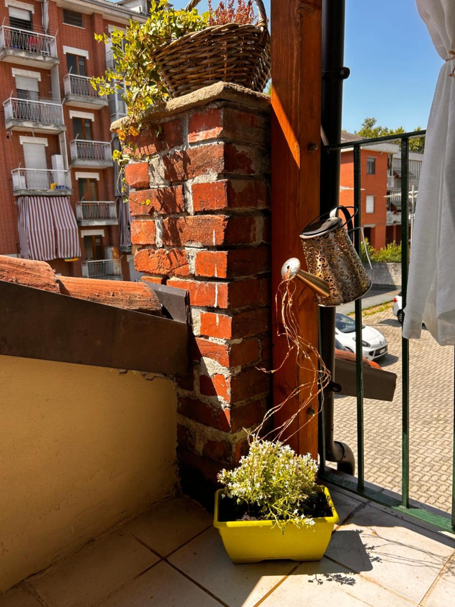Apartamento Bon Bon Del Corso Con Terrazzo E Aria Condizionata Asti Exterior foto